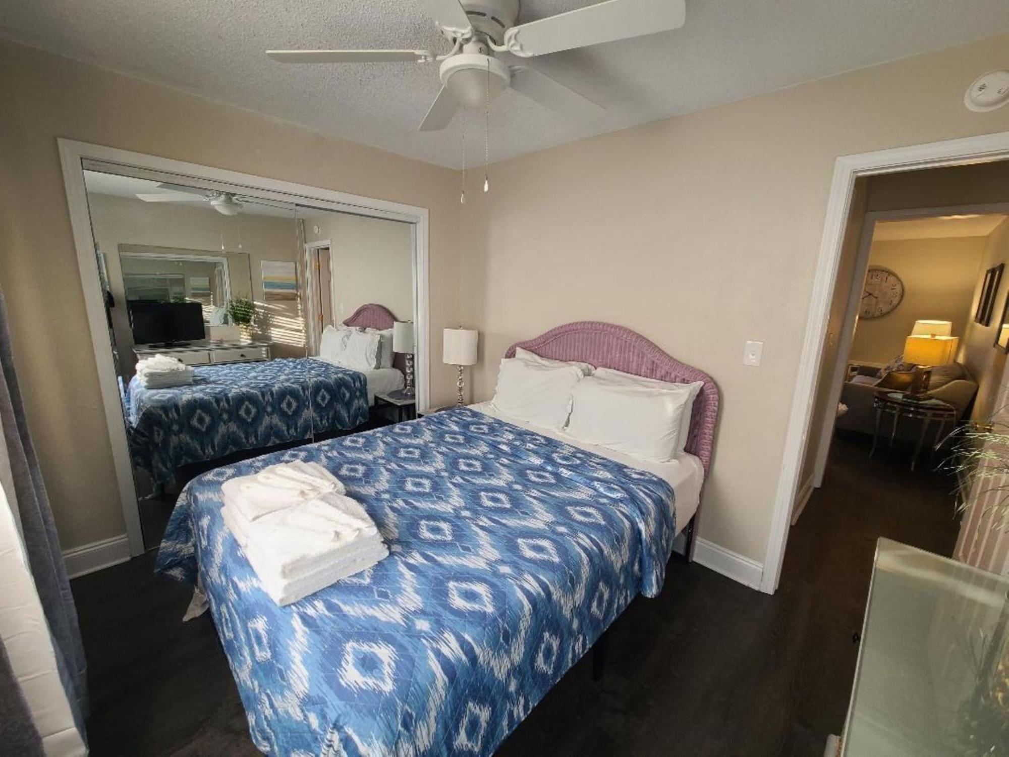 Cozy Condo Just Steps To The Beach, Unit 2 - Sleeps 4 Gulf Shores Eksteriør billede