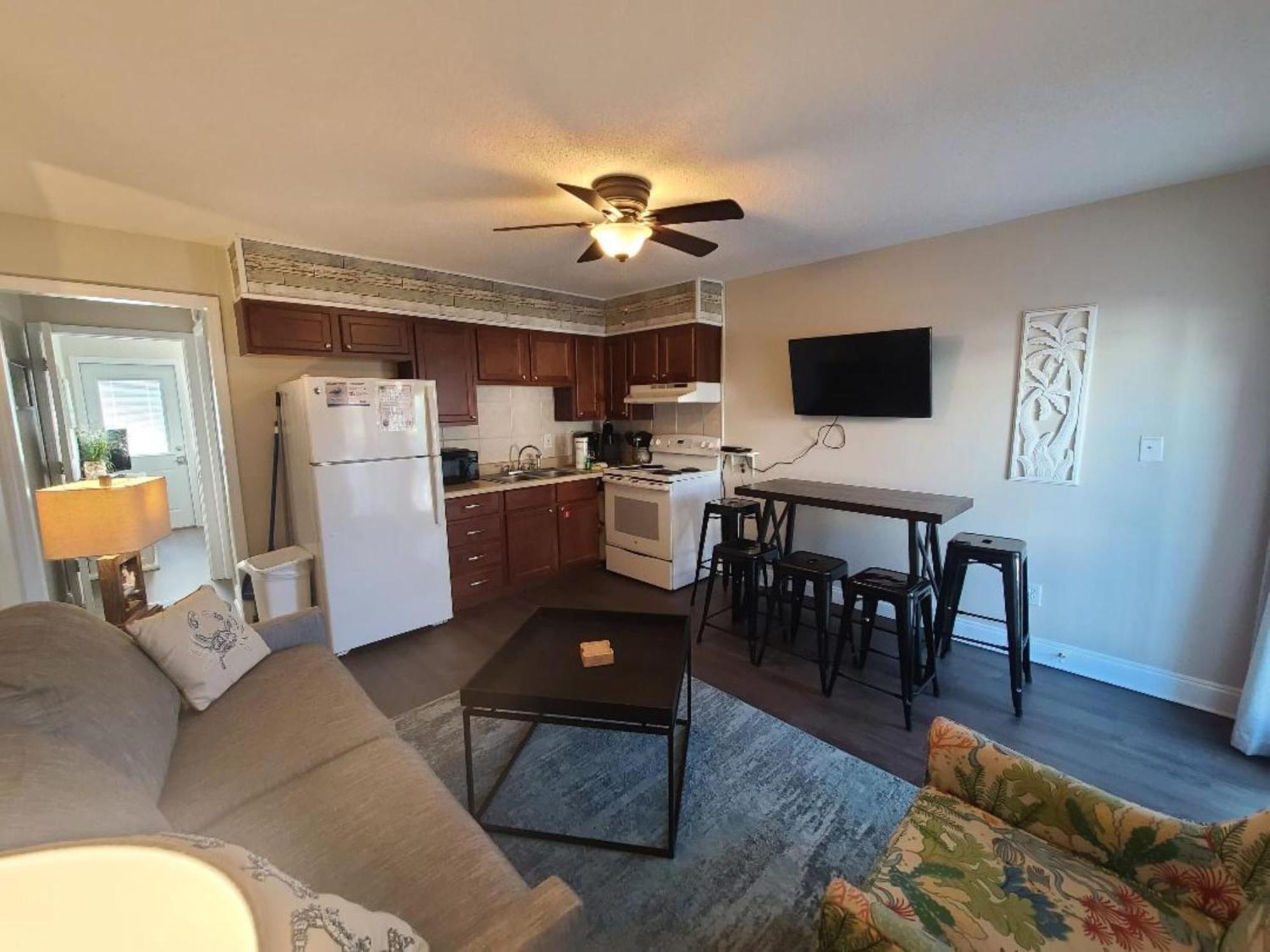 Cozy Condo Just Steps To The Beach, Unit 2 - Sleeps 4 Gulf Shores Eksteriør billede